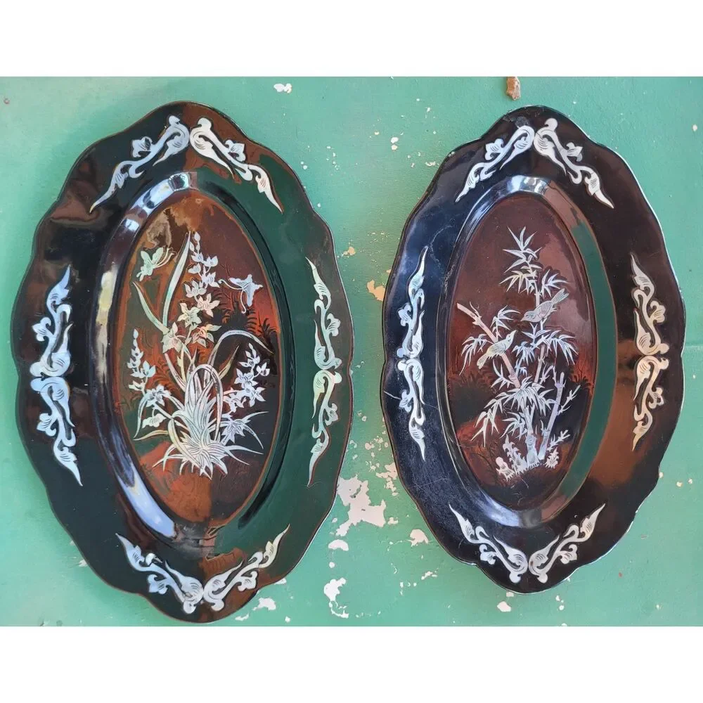 Vintage Asian Black Lacquer Tray Mother of Pearl Inlay Wall Art, Oval 11.5